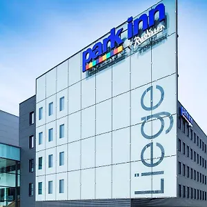 Otel Park By Radisson Airport Liège