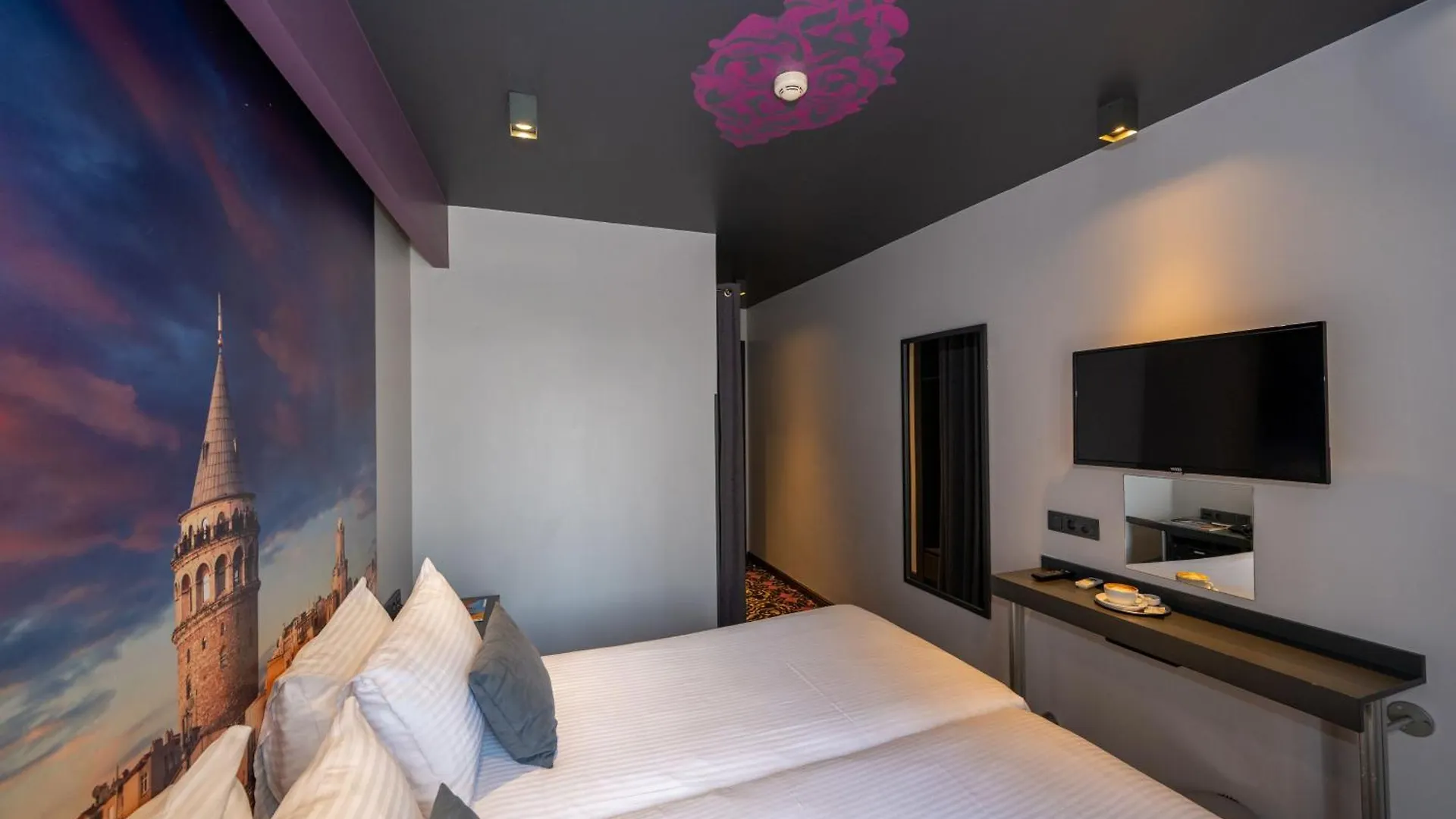 Tulip City Hotel & Spa Стамбул